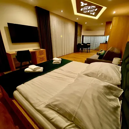 Zamoyskiego 13a Apartamento