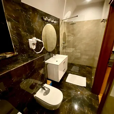 Zamoyskiego 13a Apartman *