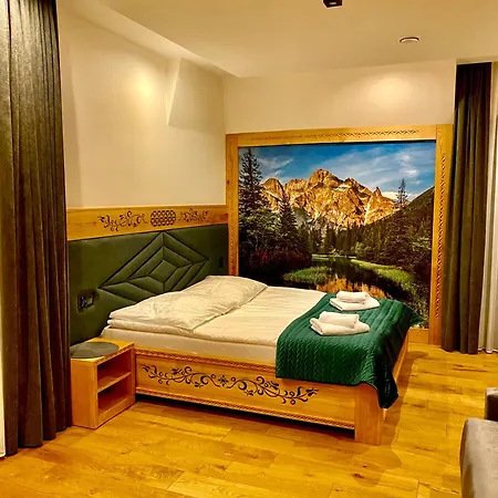 Zamoyskiego 13a Apartman *